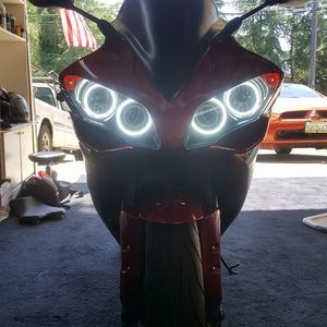 Meet your Posher, Troy